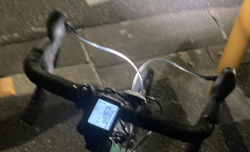 夜間ライド中の写真